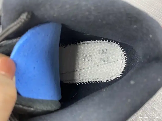 Rep Retro 12 Game 130690 002 Flu Jordan (2016) 0429